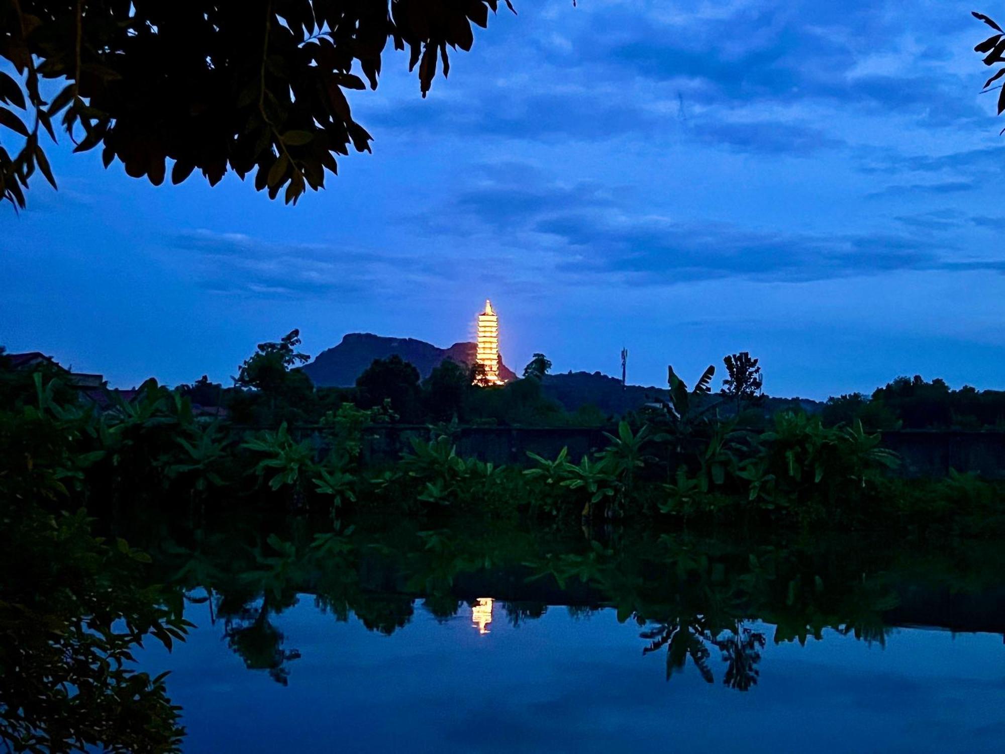 Dinh Gia Home Villa & Resort Ninh Bình Exteriör bild