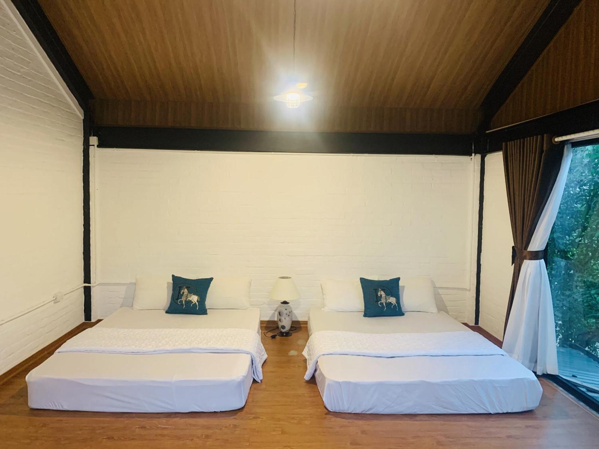 Dinh Gia Home Villa & Resort Ninh Bình Rum bild